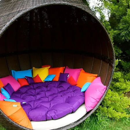 Deluxe 2 Bed Versace Bungalow Hot Tub, Sky Tv, Cinema Screen Saffron Walden Extérieur photo